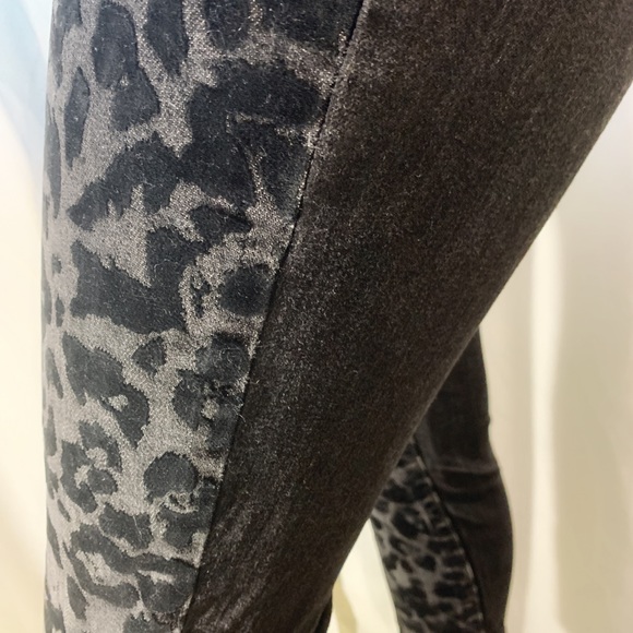 EXPRESS - Picture 14 of 16